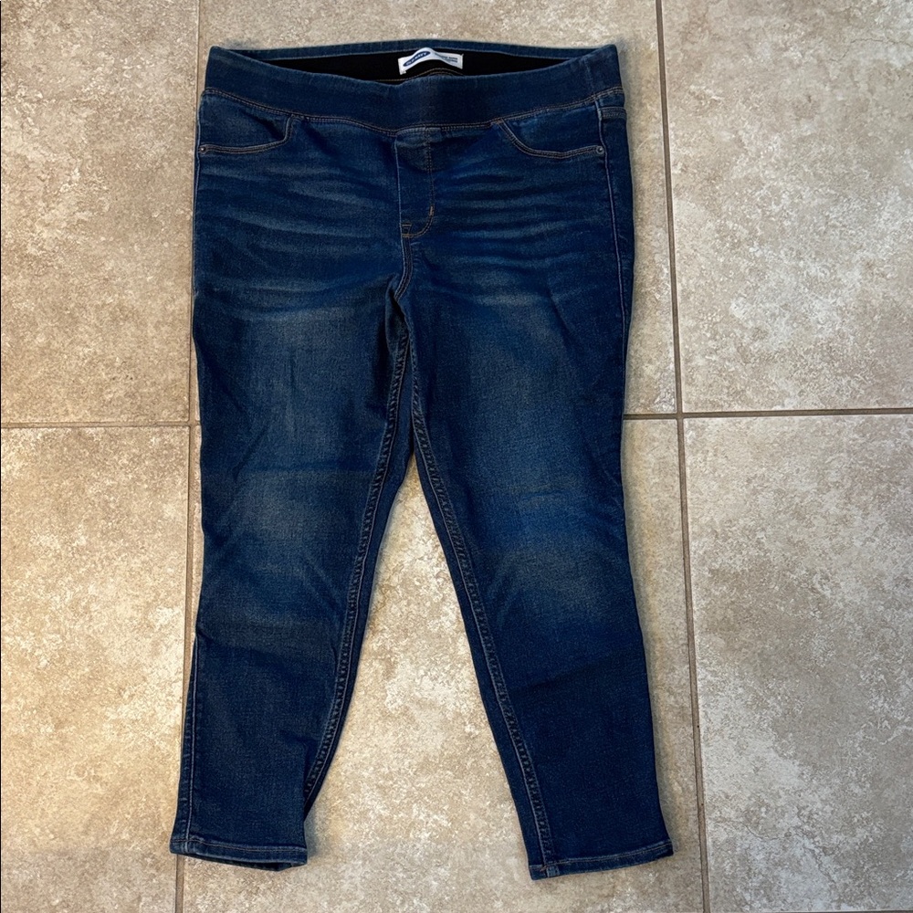 Old Navy Rockstar super skinny Jeggings 14P